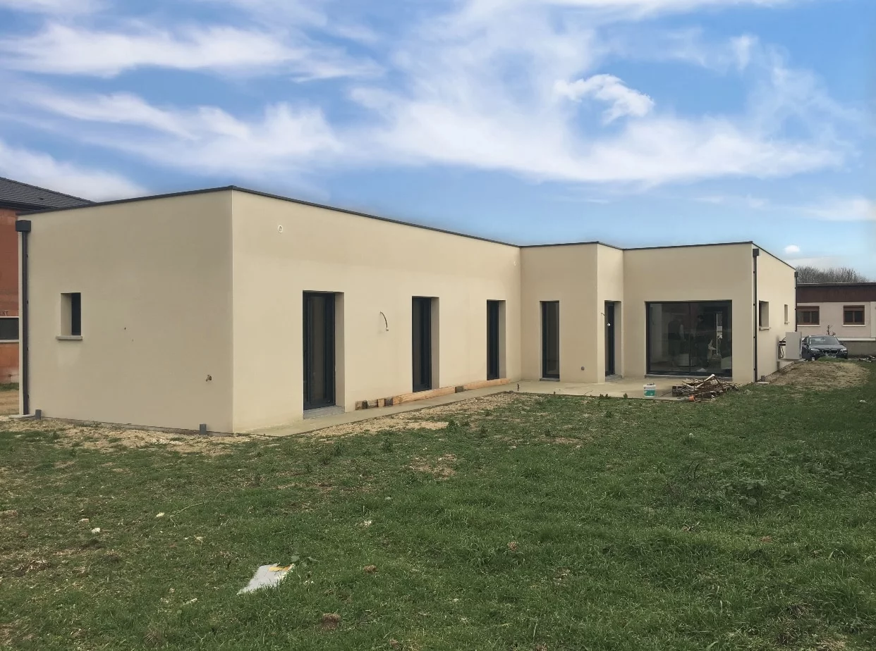 Maison de plain-pied de 140 m², 4 chambres