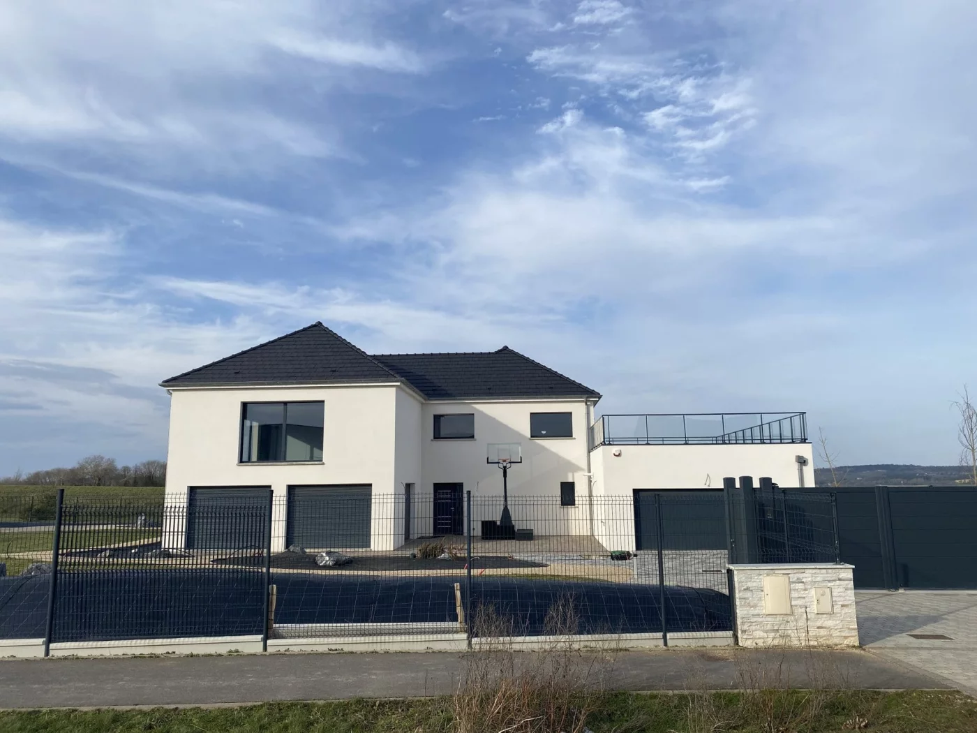 Maison à étage de 291 m², 6 chambres