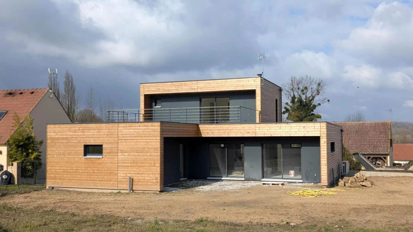 Matériaux naturels et empreinte carbone réduite : pourquoi choisir une maison biosourcée ?