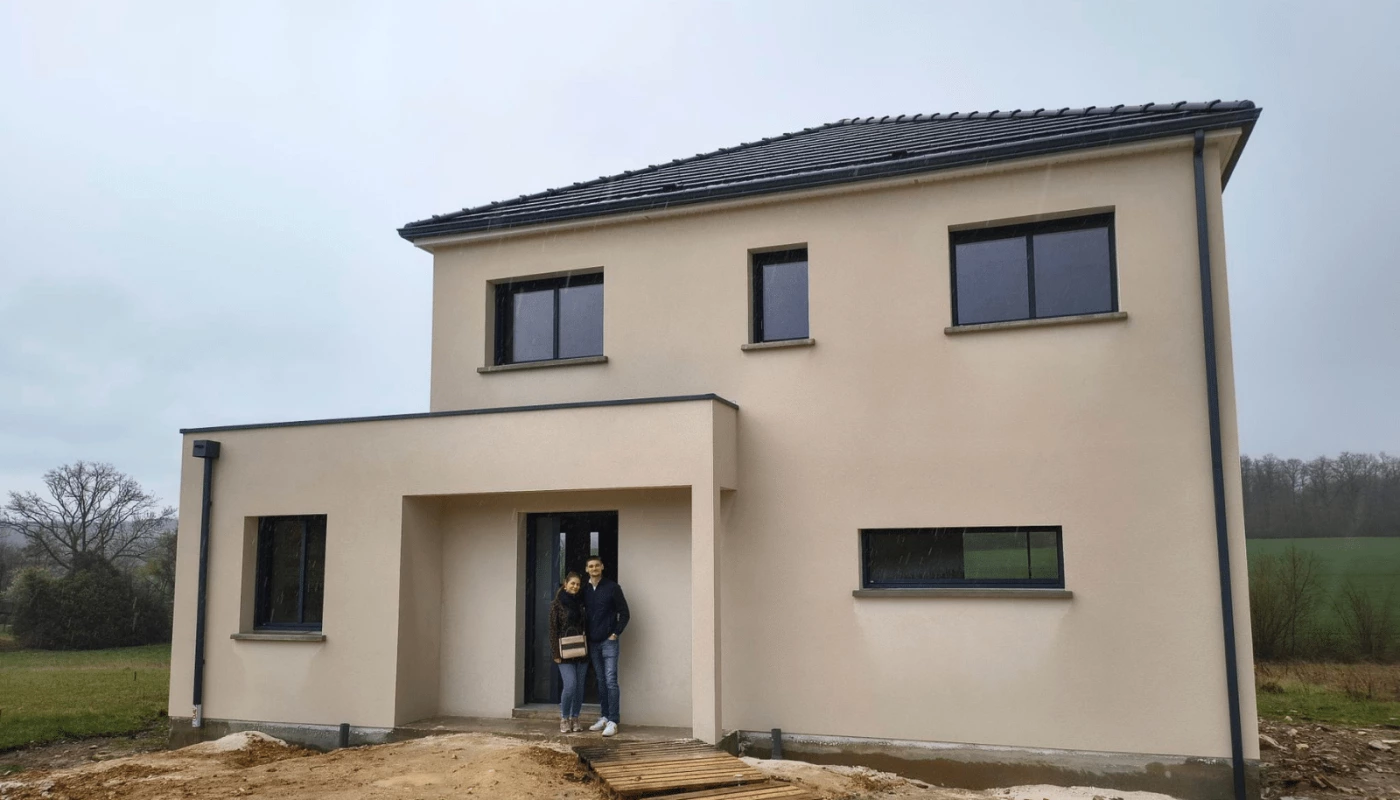 Construire hors d’eau hors d’air : pourquoi certains clients choisissent de finir leur maison eux-mêmes