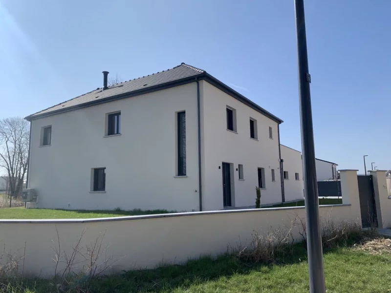 Maison à étage, 5 chambres, photo 1 sur 1