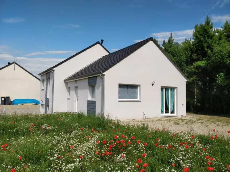 Maison à étage, 4 chambres, photo 1 sur 3