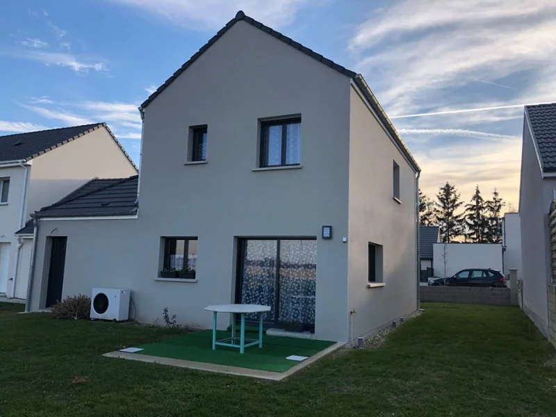 Maison à étage, 4 chambres, photo 2 sur 2