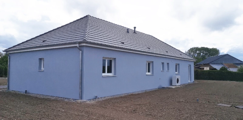 Maison de plain-pied de 142,71 m², 4 chambres, photo 1 sur 3
