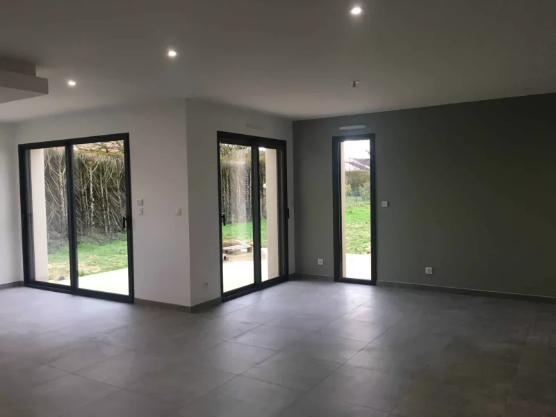 Maison de plain-pied de 140 m², 4 chambres, photo 6 sur 9