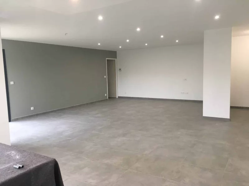 Maison de plain-pied de 140 m², 4 chambres, photo 7 sur 9