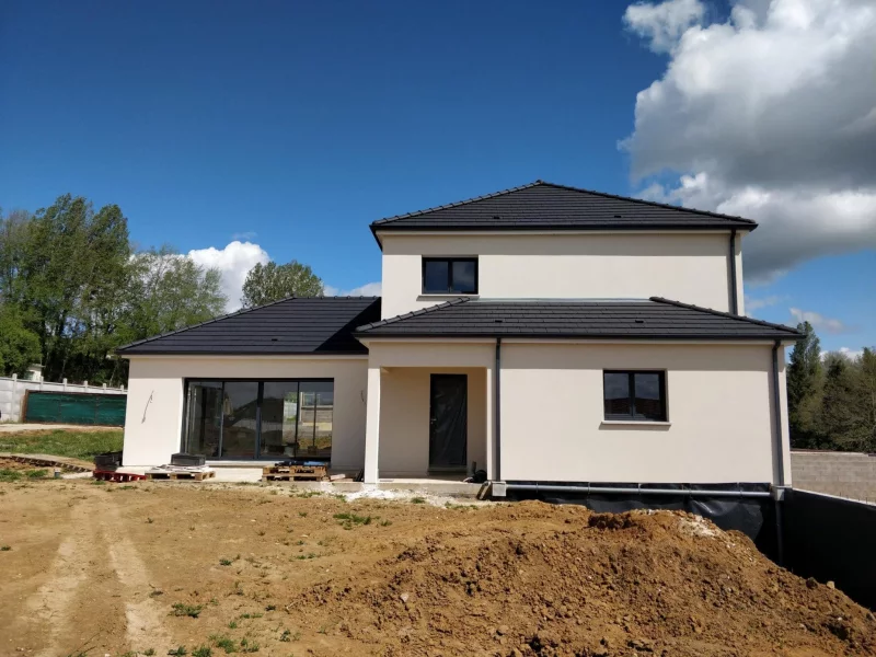 Maison à étage de 161 m², 4 chambres, photo 1 sur 3