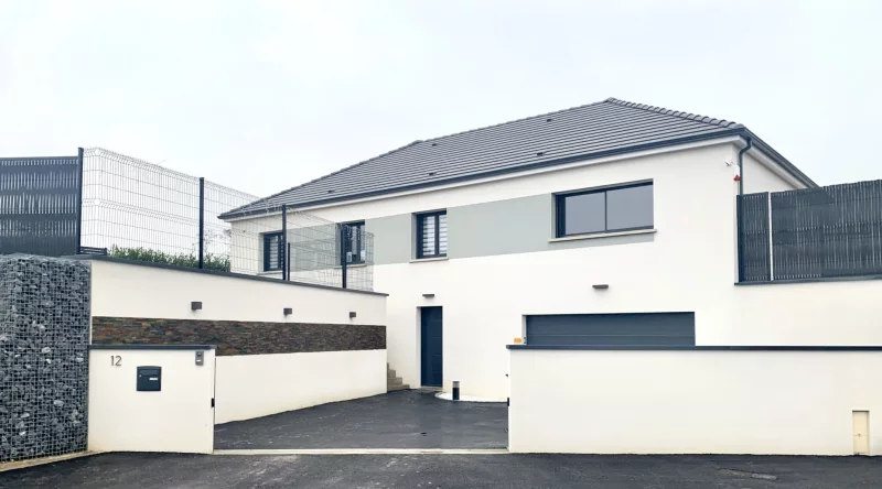 Maison à étage de 128 m², 4 chambres à Thil