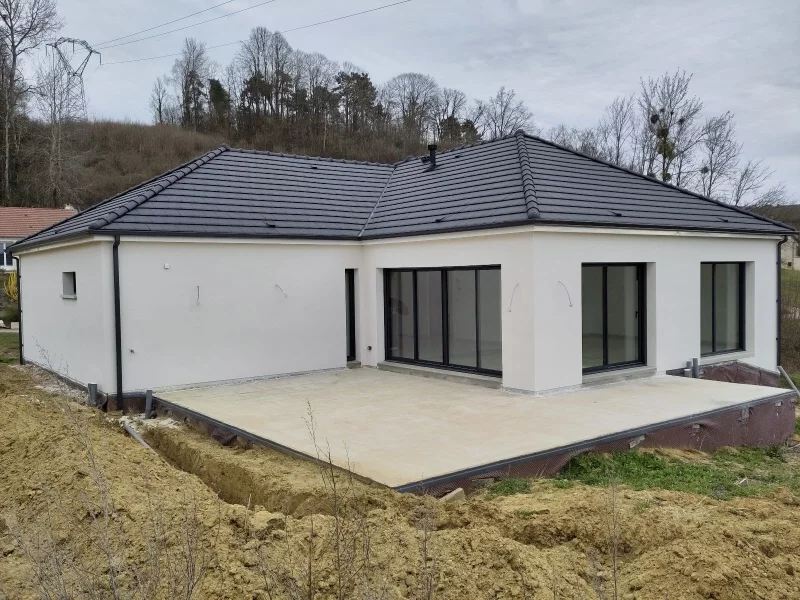 Maison de plain-pied de 144,32 m², 3 chambres, photo 6 sur 6