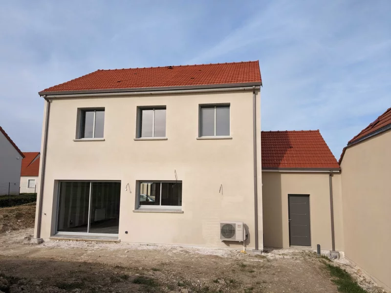 Maison à étage, 4 chambres à Cormontreuil, photo 1 sur 4